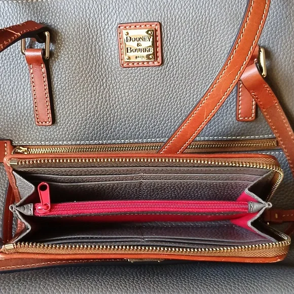 Dooney & Bourke Gray and Brown Women's Bag Set - Picture 15 of 16